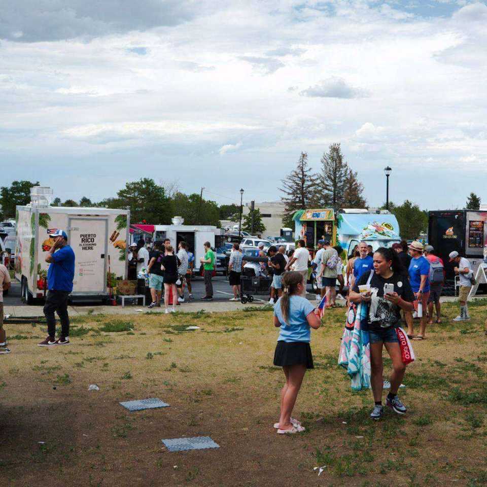 Viva La Isla del Encanto Festival