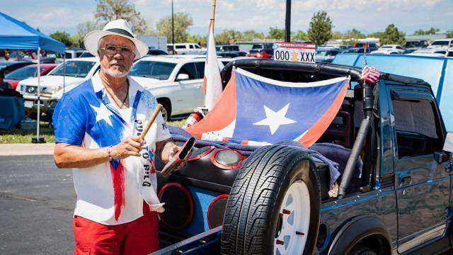 isla car show flag